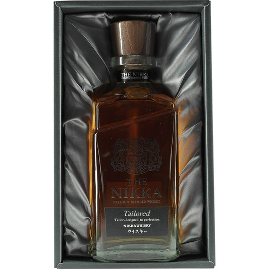Nikka Tailored Bottle Deluxe 01